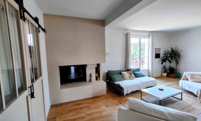 Villefranque Apartment | Appartement Moderne et Spacieux Dans Belle Maison Basque