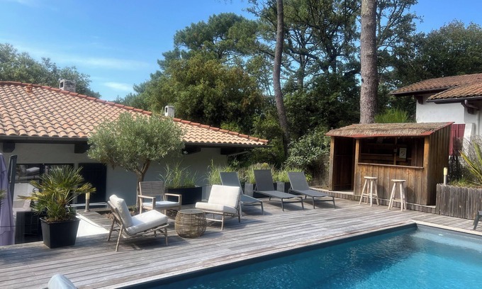 Le Moulleau House | AU MOULLEAU, 500 M FROM THE BEACH AND SHOPS, WITH HEATED SWIMMING POOL