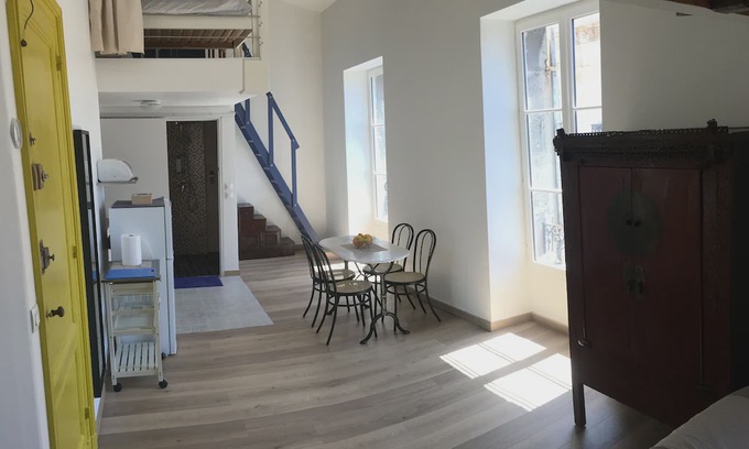 Hotel de Ville - Quinconces Apartment | beautiful apartment center historic heart of Bordeaux