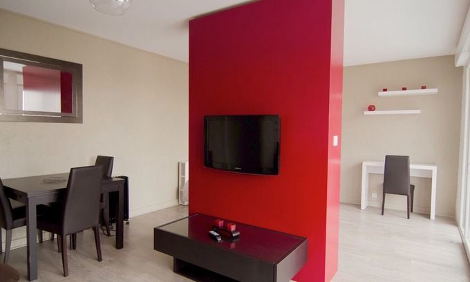 Saint Augustin Apartment | Beautiful apartment "Le Panoramik", superb view of Bordeaux, quiet, near CHU