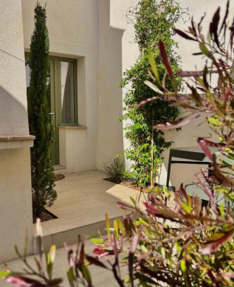 Aramon House | Belle maison de village du sud