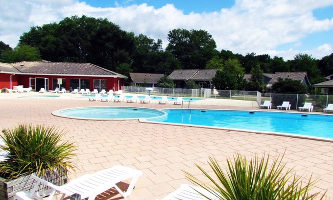 Ares House | Bright "Arcachonnais" House | Walk to the Beach!
