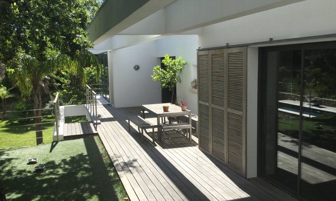 Le Mourillon House | Cap Brun architect-designed house near the sea