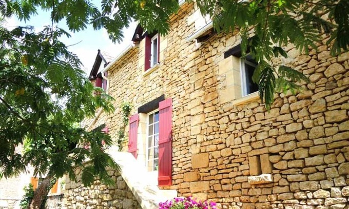 Saint-Vincent-le-Paluel Cottage | Charming Cottage Near Sarlat with Garden and Modern Amenities