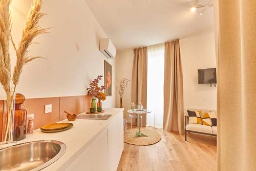 Saint-Michel - Nansouty - Saint-Genes Apartment | Chez Camille - Boutique Aparthotel au coeur de Bordeaux
