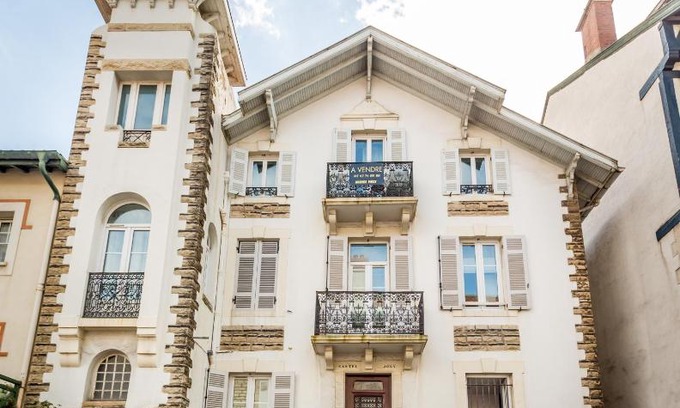 Biarritz City Centre Apartment | CITY GARDEN
