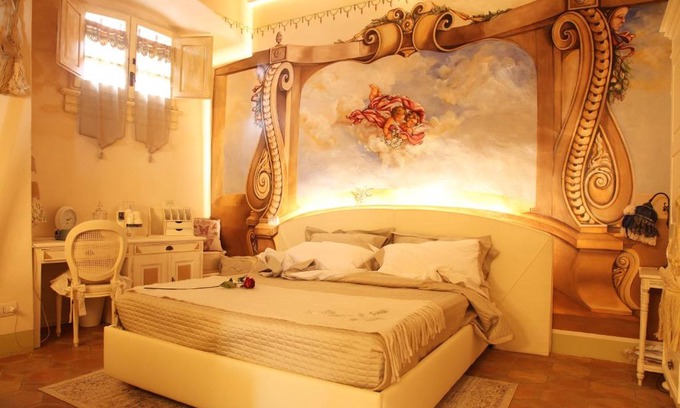 Certaldo Alto Apartment | Decameron House