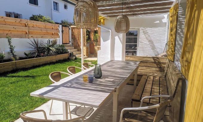 Ciboure House | Fisherman's cottage near the historic center of Ciboure-Saint Jean de Luz