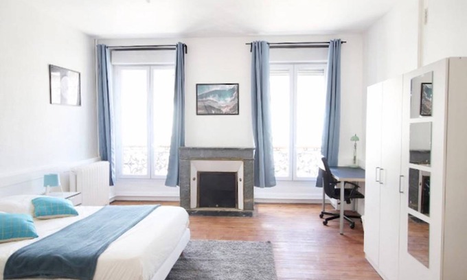 Bordeaux City Centre Resort | 166 m² Private room ∙ 1 bedroom ∙ 7 guests