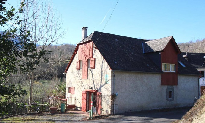 Lacarry-Arhan-Charritte-de-Haut House | 130 m² Gîte ∙ 4 bedrooms ∙ 8 guests