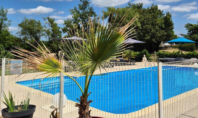 Les Eglisottes-et-Chalaures House | 25 m² Mobile home ∙ 2 bedrooms ∙ 4 guests