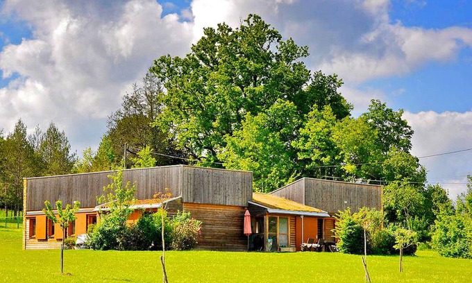 Sorges-et-Ligueux-en-Perigord House | 150 m² House ∙ 4 bedrooms ∙ 10 guests