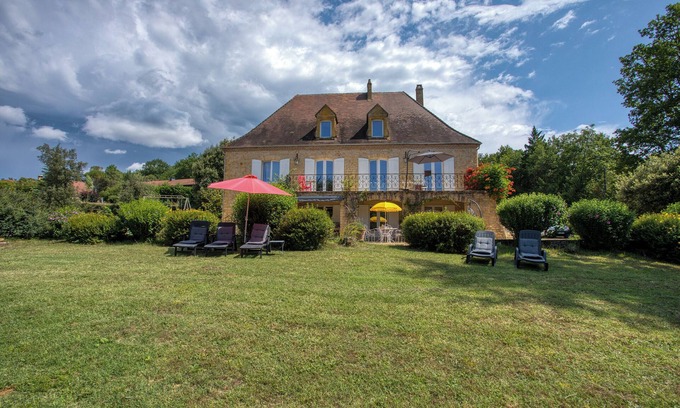 La Roque-Gageac House | Gîte de Saint Donat