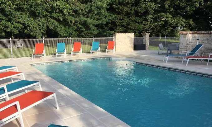 Sauze-Vaussais House | House ∙ 4 bedrooms ∙ 8 guests