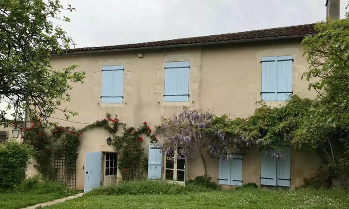 Sanxay House | House ∙ 5 bedrooms ∙ 11 guests