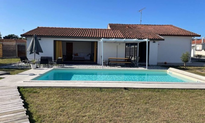 Biscarrosse House | House Biscarrosse 8pers. At the Centre, everything on foot or by bike!