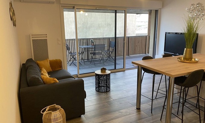 Vieux-Boucau-les-Bains Apartment | Ideal 4 pers T2 apartment 100m from beach with parking and pets allowed