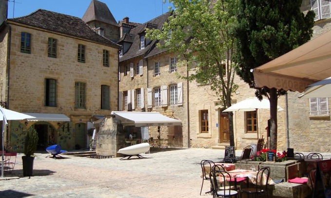 Sarlat-la-Caneda Historic Center Apartment | In Sarlat Luxury Rentals, Medieval Center - Rastignac
