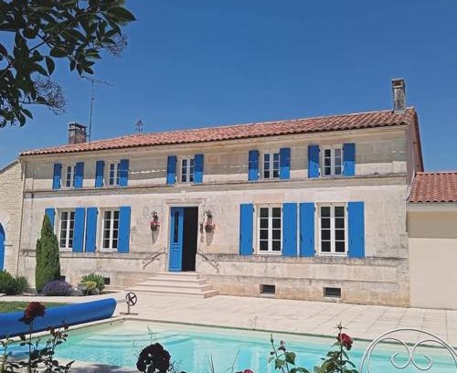 Montchaude House | La Belle Étape