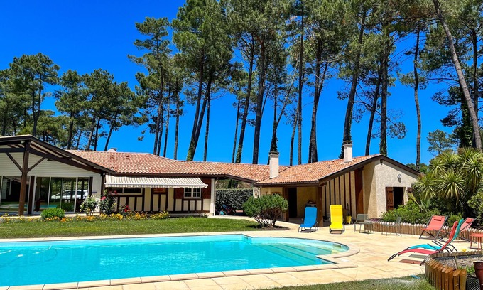 Messanges Villa | La Villa des 3 Pins in Messanges between ocean and forest! 8 adults maximum
