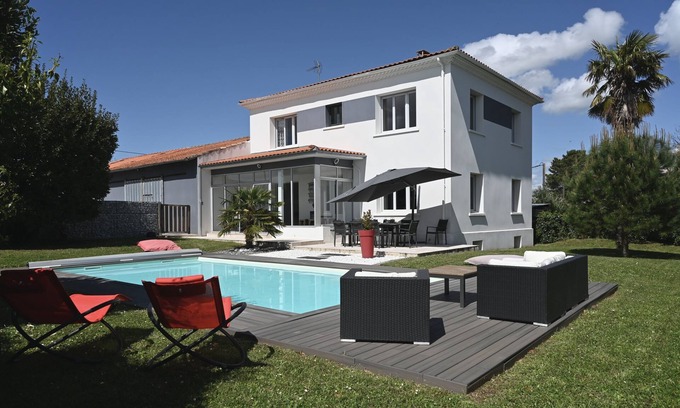 Meschers-sur-Gironde House | La Villa Palmier - Piscine avec Grand Jardin