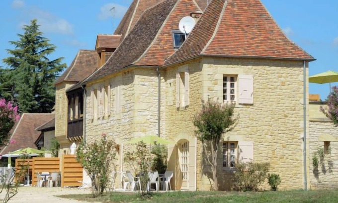 Saint-Vincent-de-Cosse Apartment | Le Clos des Rives by Interhome