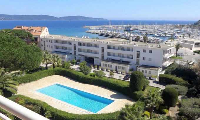 Cavaliere Apartment | Le Grand Pavois by Interhome