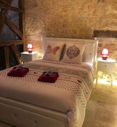 Sarlat-la-Caneda Historic Center Apartment | Les Arcades