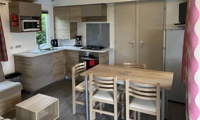 Les Mathes House | Location 655 | Mobile home elegance range at Les Charmettes 4*