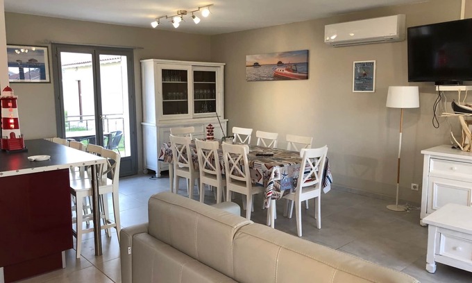 Gujan-Mestras House | Maison for 8 people, Air conditioning, Enclosed garden, Wifi, Parking