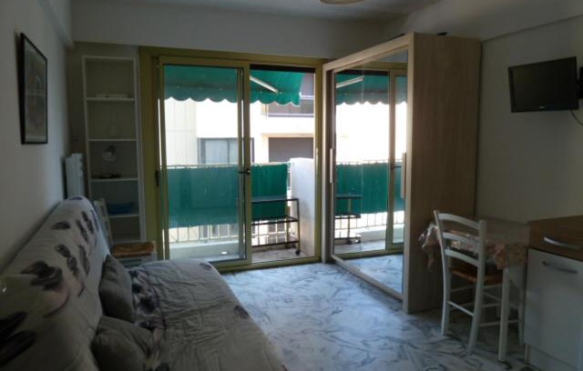 Antibes Old Town Apartment | MEISSONNIER