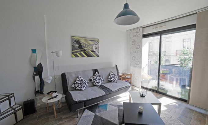 Bassins a Flot Apartment | Modern flat close to the Cité du Vin