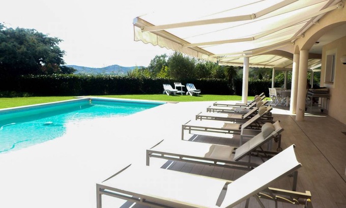 Bormes-Les-Mimosas Villa | Mont Des Roses 706.1