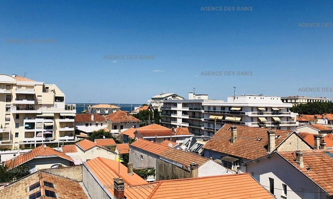 Arcachon Apartment | Renovated Studio Cabin 200m from Beach - Private Parking