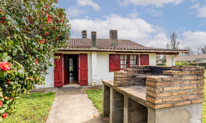 Sanguinet House | Spacious Landaise House for 6/7 People, 500m from Lake