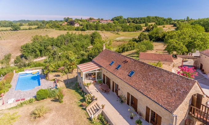 La Fagette House | standing property with mature garden, huge swimming pool and breathtaking views