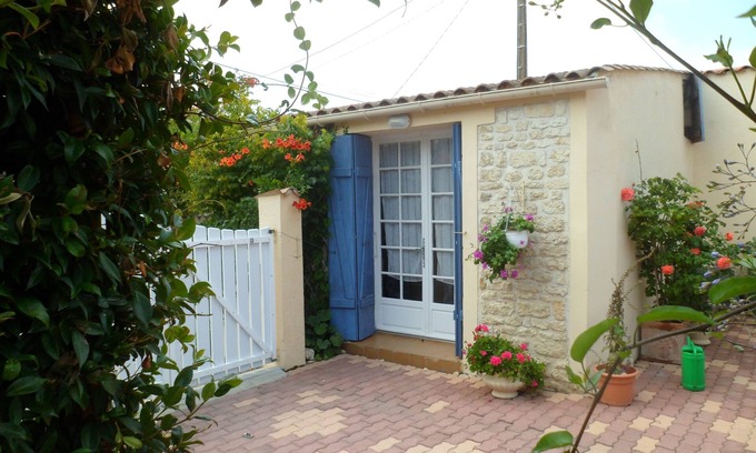 Saint-Pierre-d'Oleron Apartment | Studio - Saint Pièrre d'Oléron