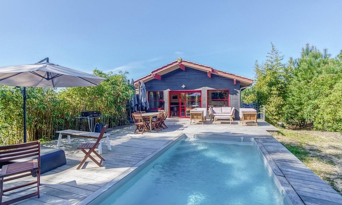 Cap-Ferret Villa | Superb villa with heated pool right next to the pond