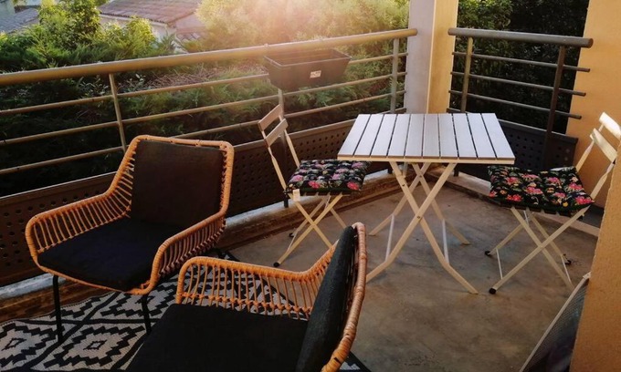 L'Isle-sur-la-Sorgue Apartment | T2, terrasse,Parking,clim,wifi 10mn a pied CV