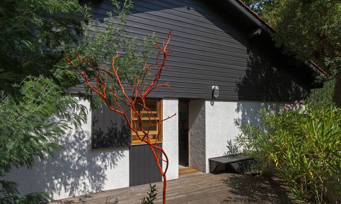 Le Penon House | The house in the forest