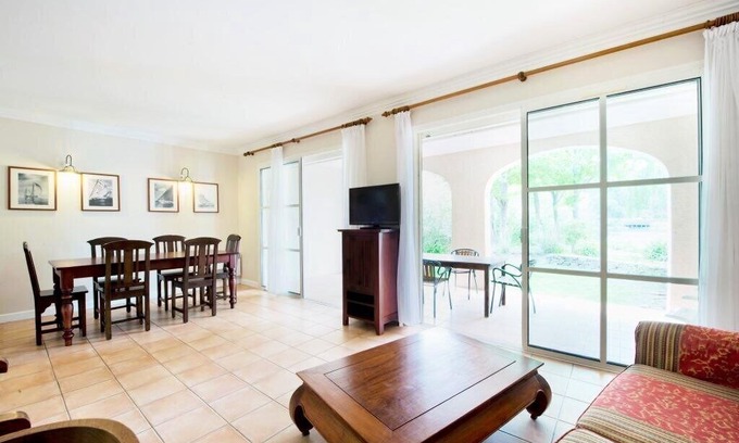 Les Restanques House | The houses and villas at the Restanques of the Gulf of Saint-Tropez - Maeva Individual - Villa 3 Rooms 6 People Selection