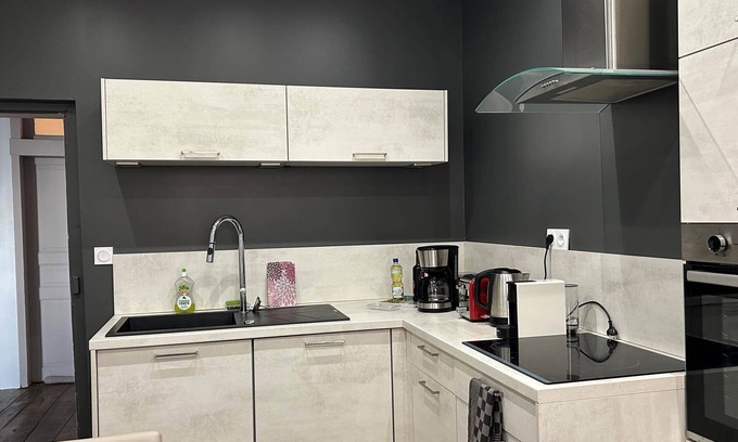 Marcillac-la-Croisille Apartment | The winged angels