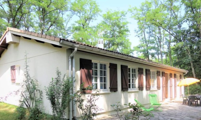Saint-Laurent-de-Medoc House | Vacation home Cantebos (SLC110) in Saint Laurent de Médoc - 6 persons, 3 bedrooms