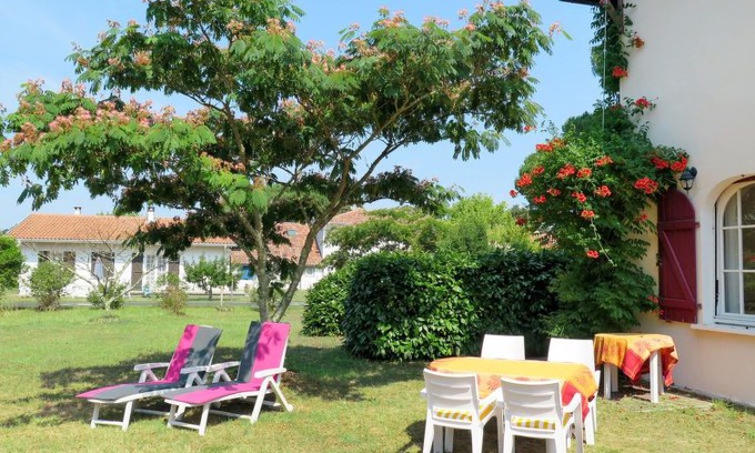 Lit-et-Mixe House | Vacation home Barbara (LIT100) in Lit-et-Mixe - 6 persons, 4 bedrooms