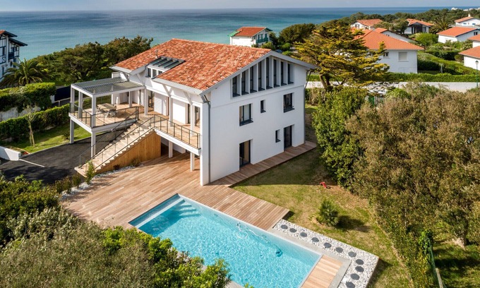 Bidart House | VIEWPOINT - Villa, Sea View, Pool, Sauna - BARNES