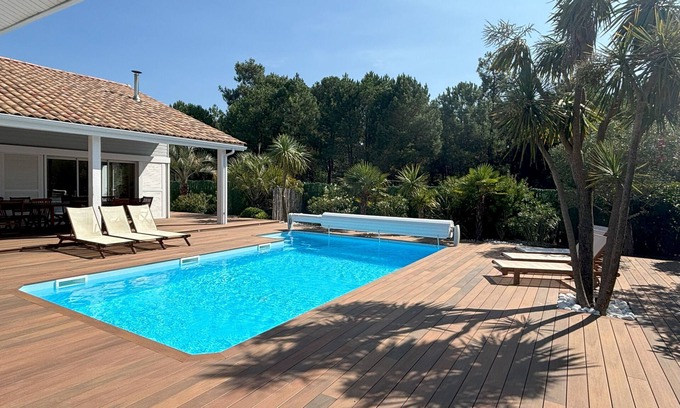 Vensac Villa | Villa 200m² heated pool (June to Oct.) 10 people/5bed - 800m from the beach
