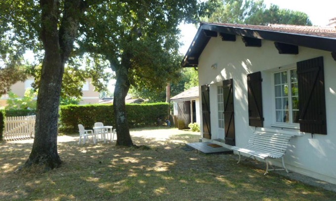 Andernos-les-Bains House | Villa 4 chambres Basin d'Arcahon proche de la plage du Betey
