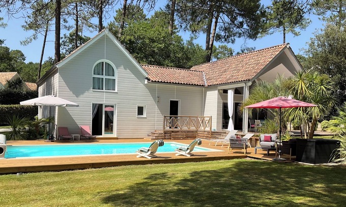 Biscarrosse Villa | VILLA 4 *, quiet, on golf course, heated pool, beaches, lake, ocean,
