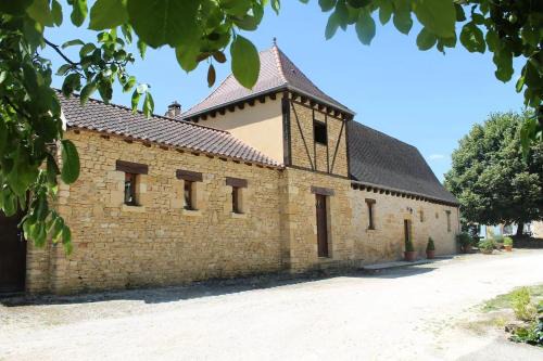 Marcillac-Saint-Quentin Apartment | Villa de charme Le Clos avec piscine privée