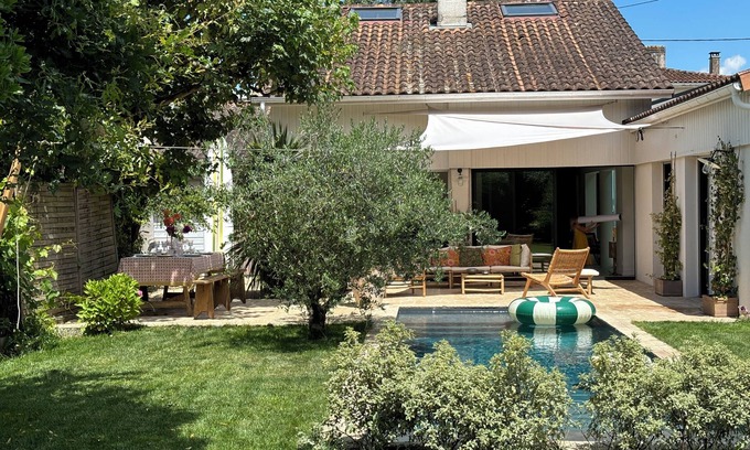 Le Bouscat House | Villa Familiale Avec Piscine @familihousse